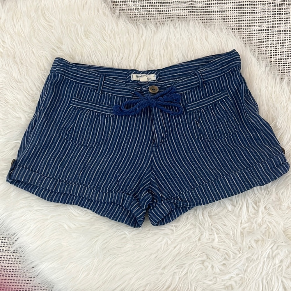 I love H81 Los Angeles women’s 28 cotton shorts